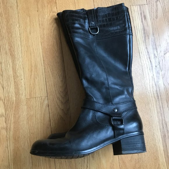 Bandolino Women's Knee-High Boot - Picture 9 of 10